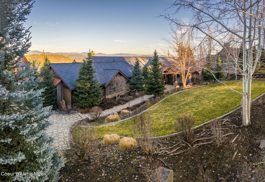 Photo of 2066 Espinazo Dr, Coeur dAlene, ID 83814 (MLS # 26-1304)