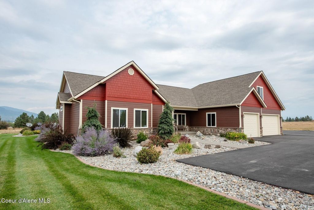 Photo of 7463 Lancaster Rd, Rathdrum, ID 83858 (MLS # 25-1179)
