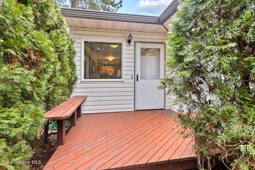 Photo of 858 Government Way, Coeur dAlene, ID 83814 (MLS # 26-490)