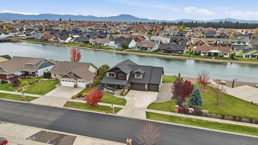 Photo of 15465 Pristine Cir, Rathdrum, ID 83858 (MLS # 26-1666)