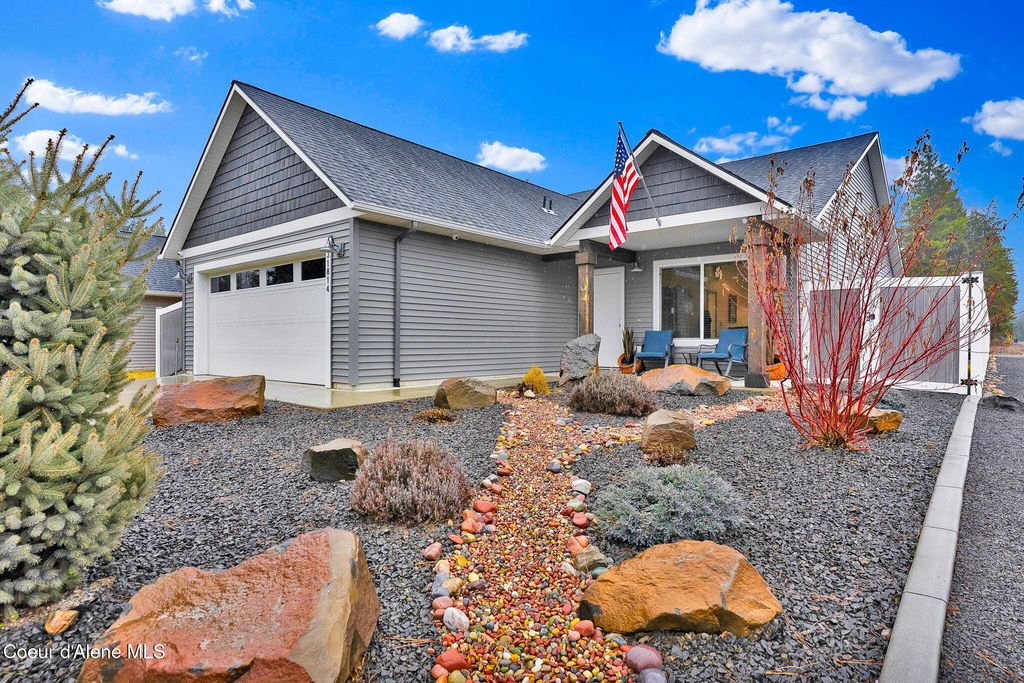 Photo of 31814 8th Ave, Spirit Lake, ID 83869 (MLS # 26-1492)