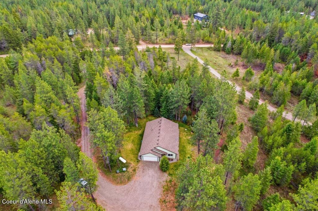 Photo of 31233 Riffle Rd, Spirit Lake, ID 83869 (MLS # 26-4025)