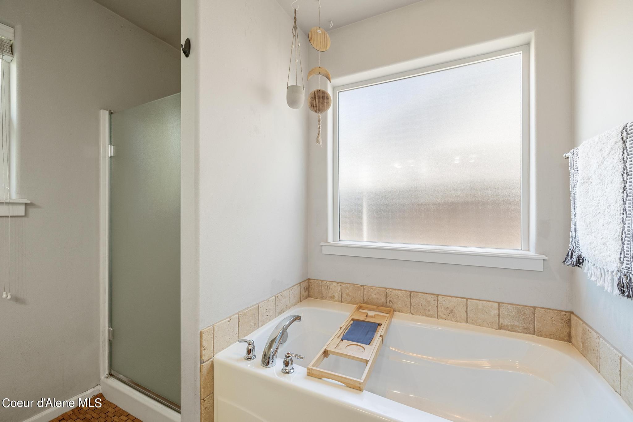 Post Falls, Idaho 83854, United States, 3 Bedrooms Bedrooms, ,2 BathroomsBathrooms,Residential,Pending,41230