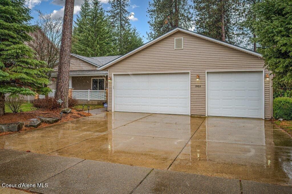 Photo of 3953 19th St, Coeur dAlene, ID 83815 (MLS # 26-2192)