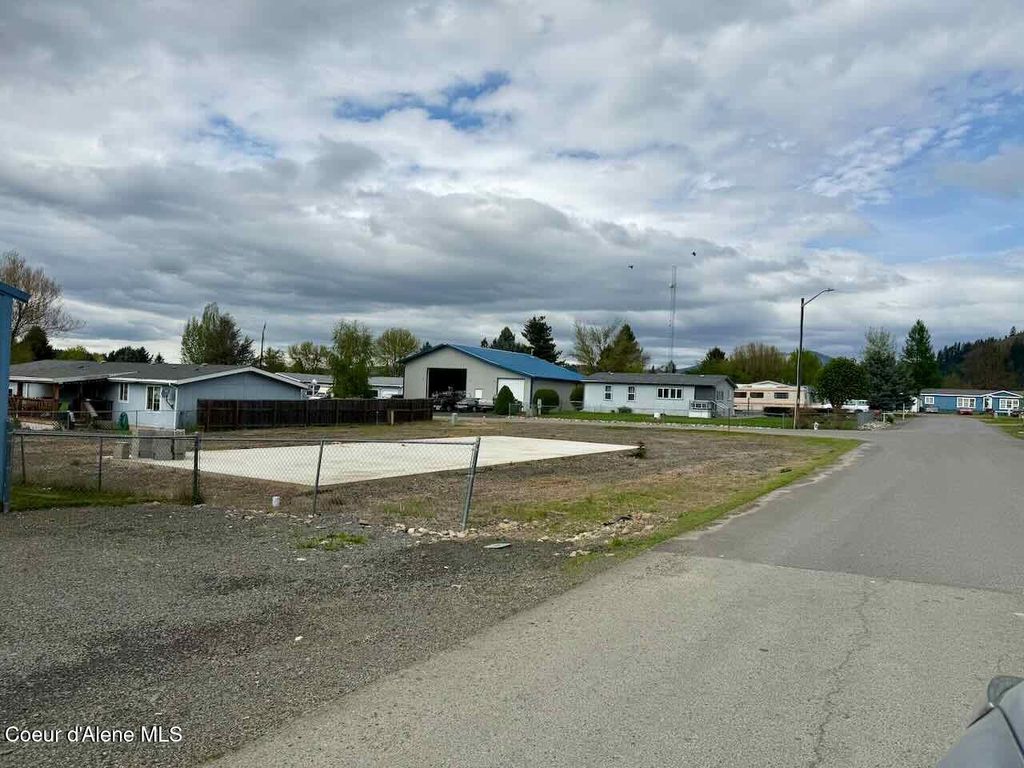 Photo of 149 Sunny, St. Maries, ID 83861 (MLS # 25-4193)