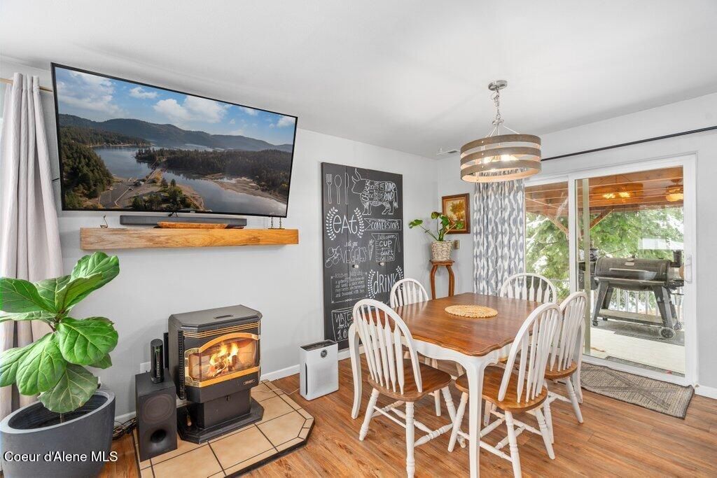 Photo of 31689 MIDDLE Ave, Spirit Lake, ID 83869 (MLS # 25-11261)