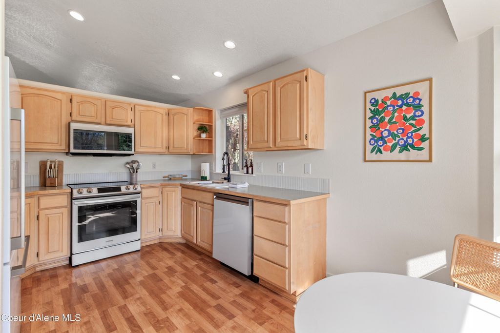 Photo of 3505 12th St, Coeur dAlene, ID 83815 (MLS # 26-4006)