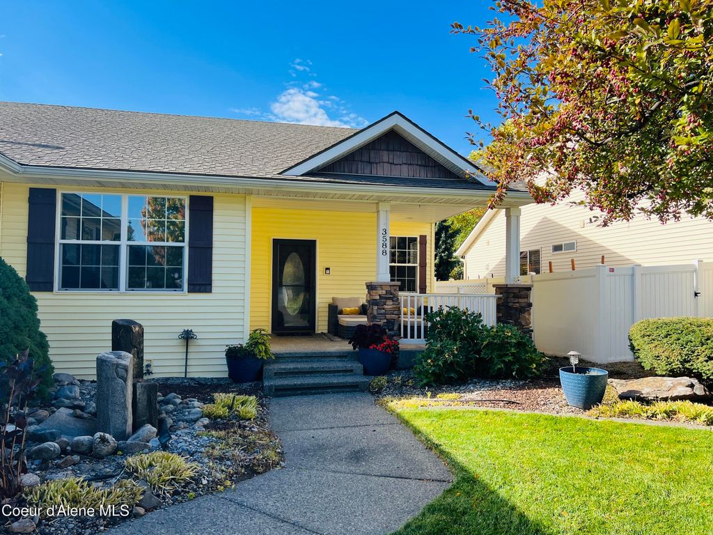 Photo of 3588 LOXTON Loop, Coeur dAlene, ID 83815 (MLS # 25-10210)