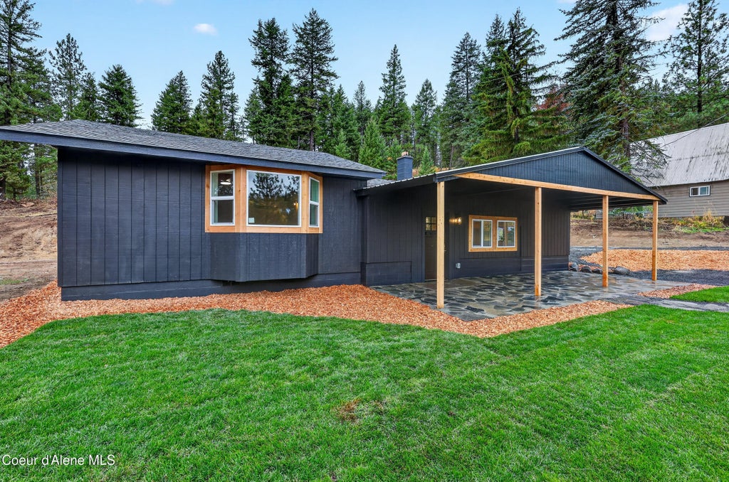 Photo of 21219 Madison RD, Mead, WA 99021 (MLS # 26-10591)
