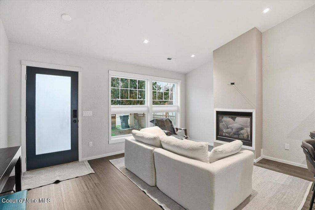 Photo of 311 Third, Sandpoint, ID 83864 (MLS # 26-682)