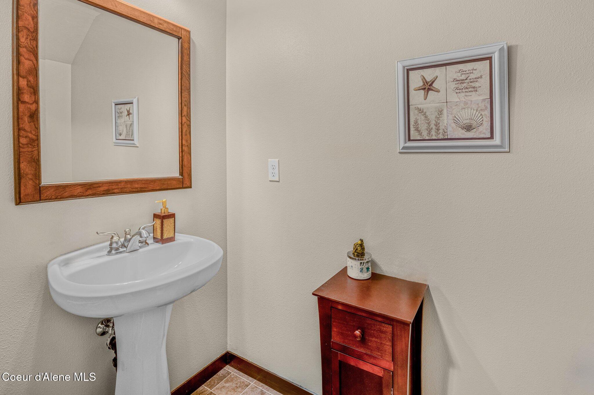 30259 N Sienna Loop, Athol, Idaho image 28