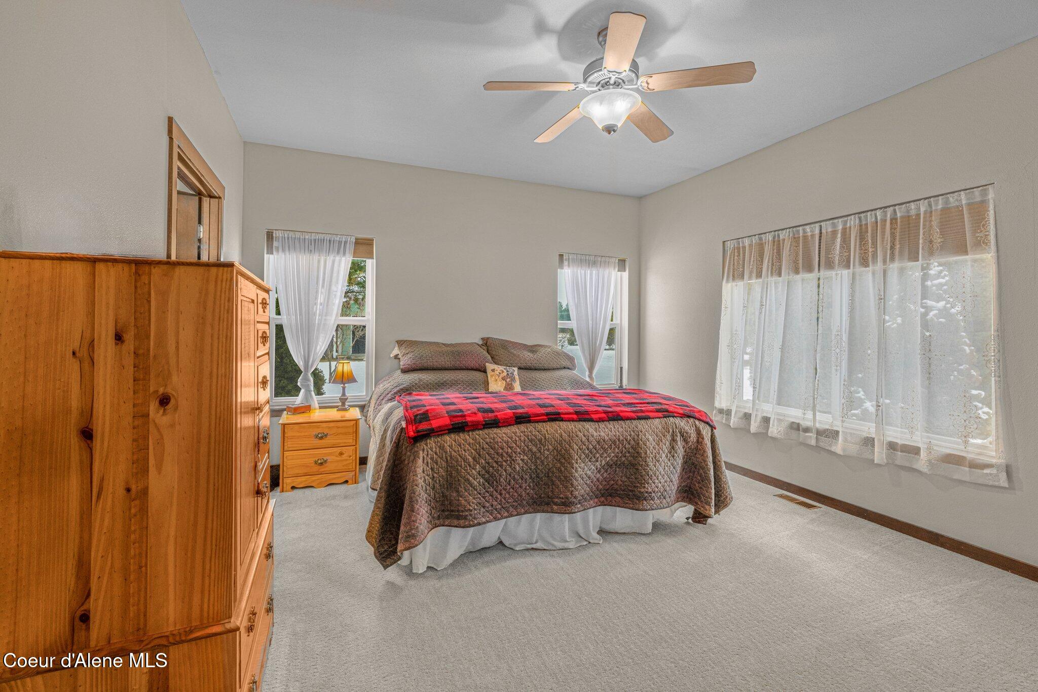 30259 N Sienna Loop, Athol, Idaho image 14