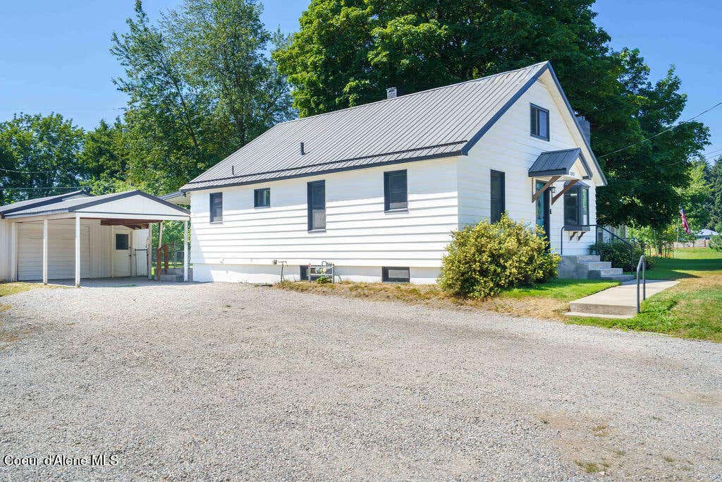 Photo of 1010 Harrison AVE, Coeur dAlene, ID 83814 (MLS # 26-8353)