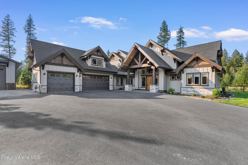 Photo of 1159 AMULET Cir, Rathdrum, ID 83858 (MLS # 25-9015)