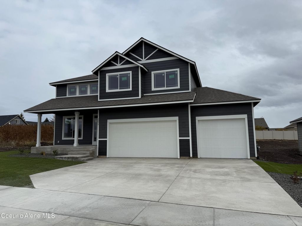 Photo of 4255 Arrowleaf Loop, Post Falls, ID 83854 (MLS # 25-10268)