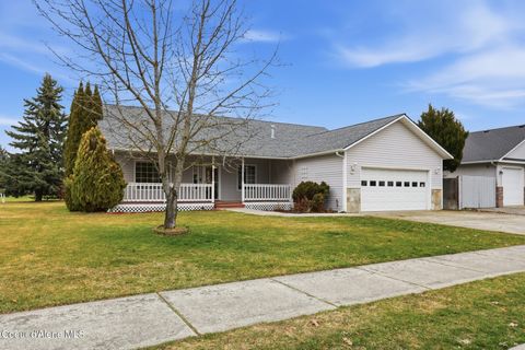 Photo of 561 Sand Wedge Dr, Post Falls, ID 83854 (MLS # 26-1627)