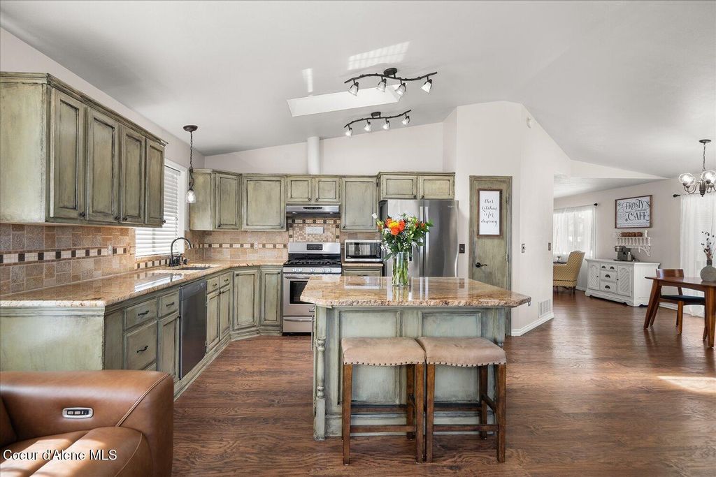 Photo of 2531 Titleist Way, Post Falls, ID 83854 (MLS # 26-2768)