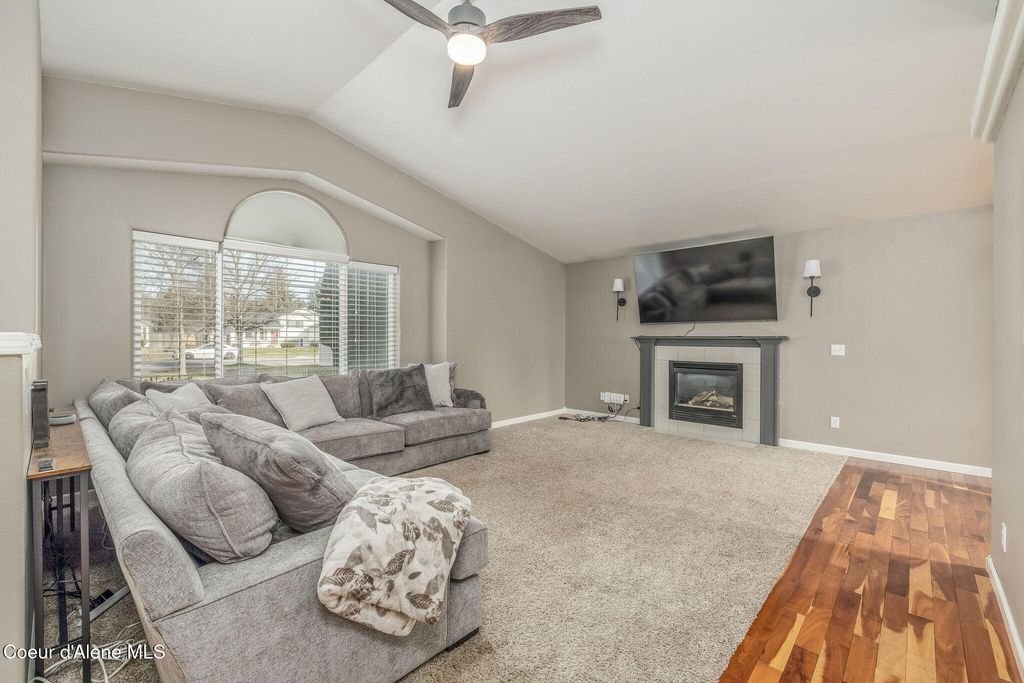 Photo of 1066 Ezra Ave, Hayden, ID 83835 (MLS # 26-826)