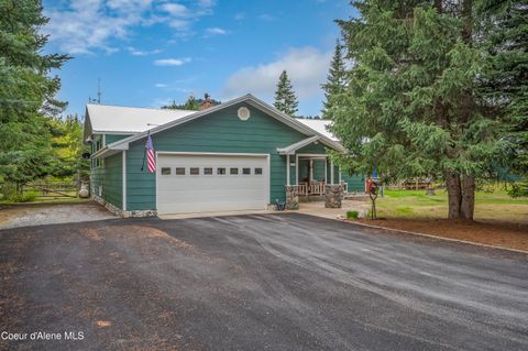 Photo of 521 Shady Pines Pines, Priest Lake, ID 83856 (MLS # 25-10922)