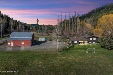 Photo of 1952 Gateway Ranch Ranch, Coeur dAlene, ID 83814 (MLS # 26-2647)