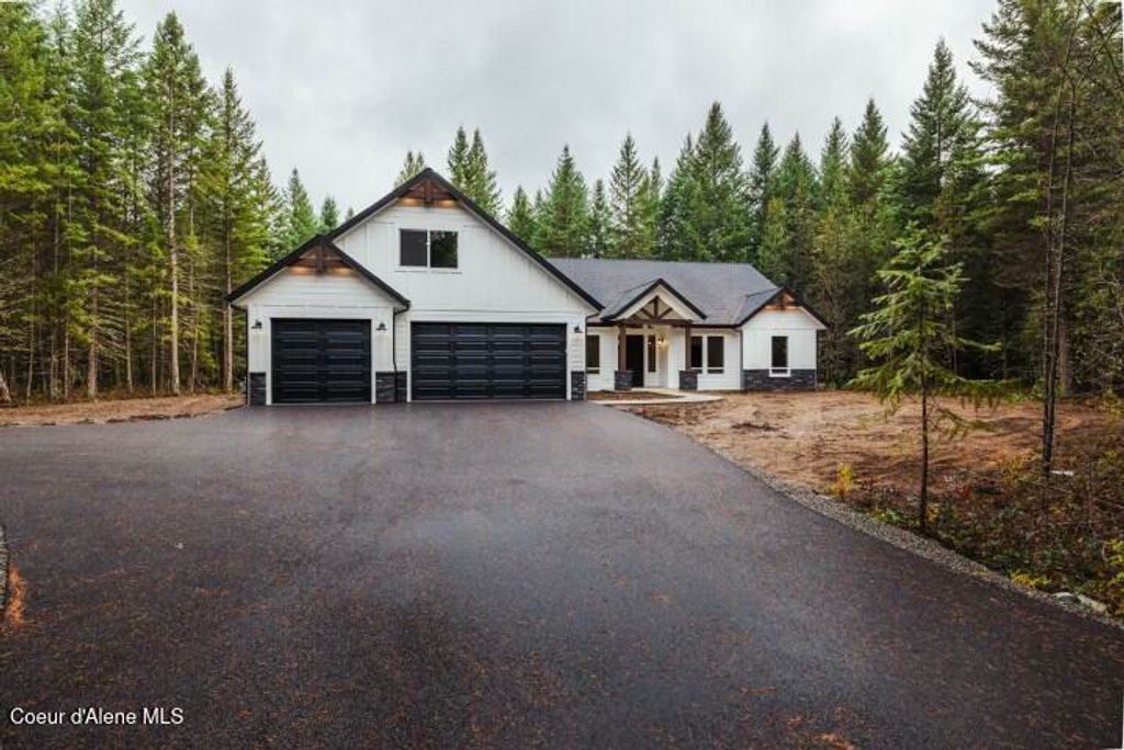 Photo of 1533 Remmick, Hayden, ID 83835 (MLS # 26-3413)