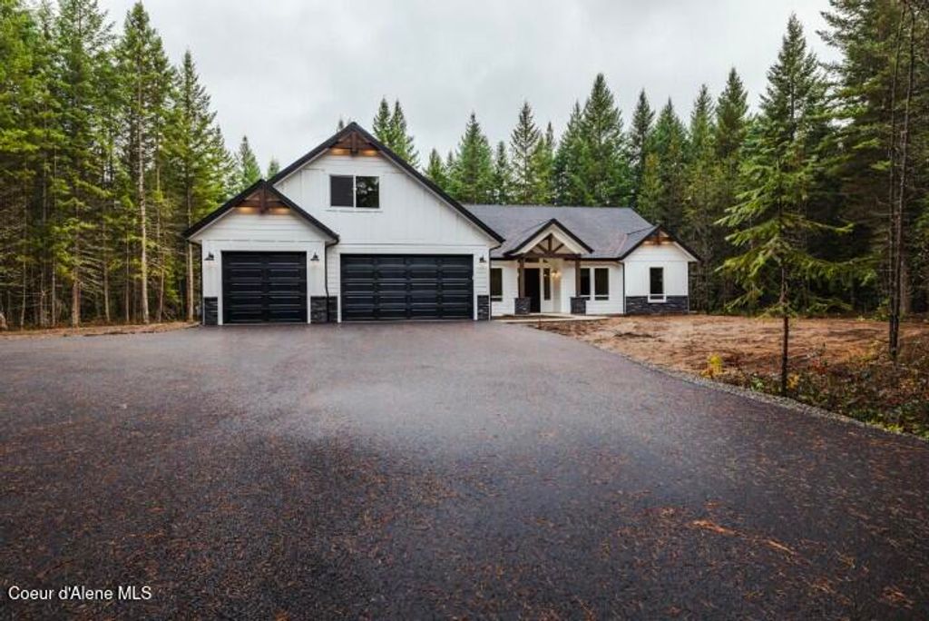 Photo of 1533 Remmick, Hayden, ID 83835 (MLS # 26-3413)