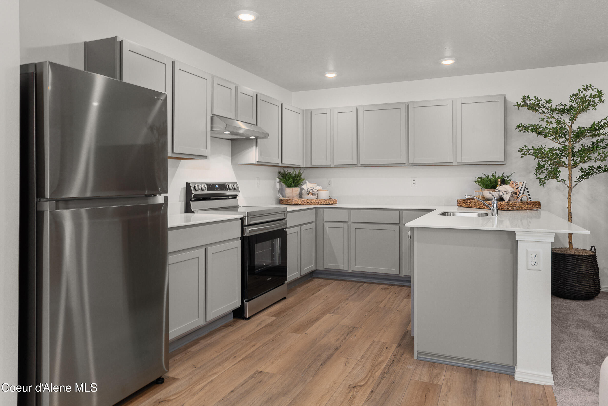 Post Falls, Idaho 83854, United States, 3 Bedrooms Bedrooms, ,3 BathroomsBathrooms,Residential,Pending,17385