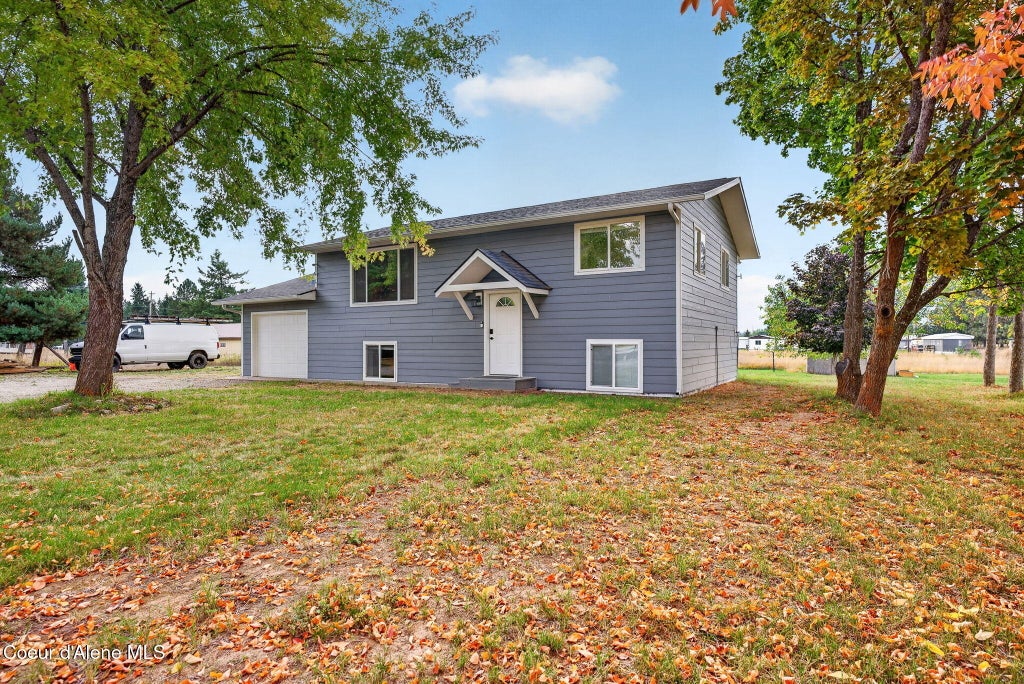 Photo of 60 Cherry LN, Moyie Springs, ID 83845 (MLS # 26-9764)