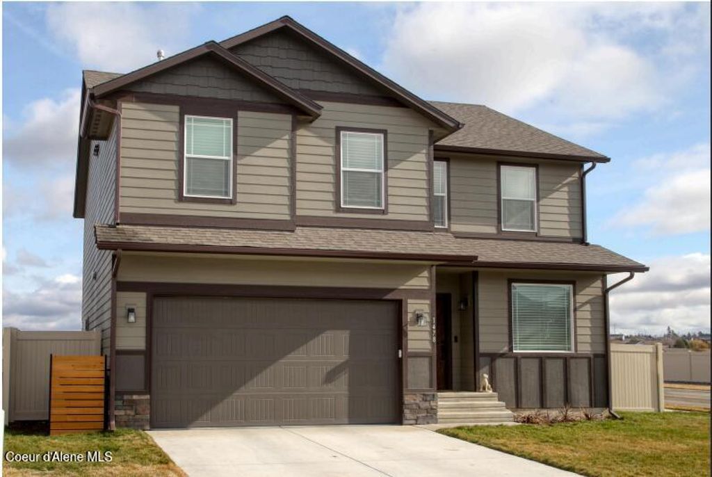 Photo of 1478 WOLLASTON Dr, Post Falls, ID 83854 (MLS # 26-2178)