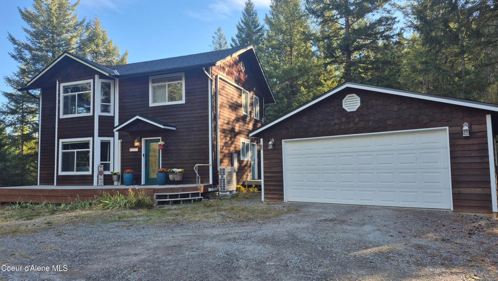 Photo of 596 Overlake View Rd Rd, Cocolalla, ID 83813 (MLS # 26-10205)