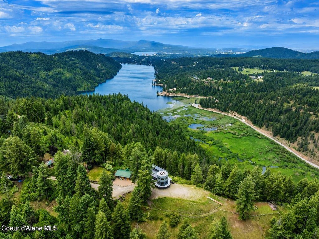 Photo of 23 Lightning Spur Spur, Coeur dAlene, ID 83814 (MLS # 26-4464)