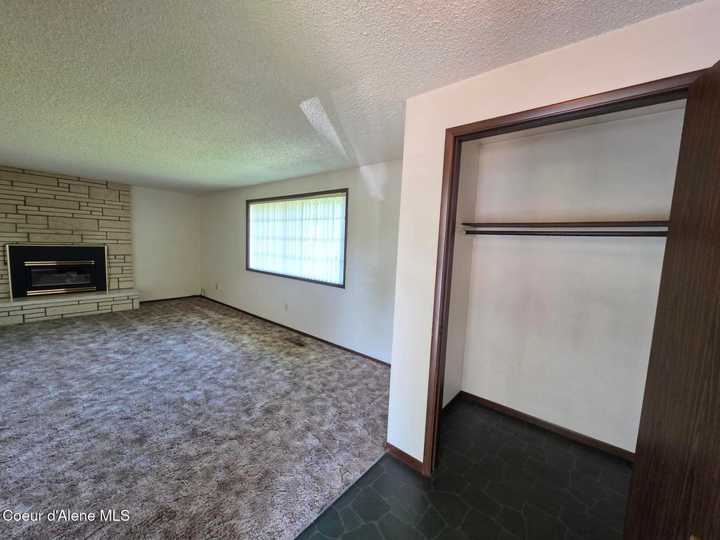 Photo of 2341 HONEYSUCKLE DR, Coeur dAlene, ID 83814 (MLS # 26-9608)