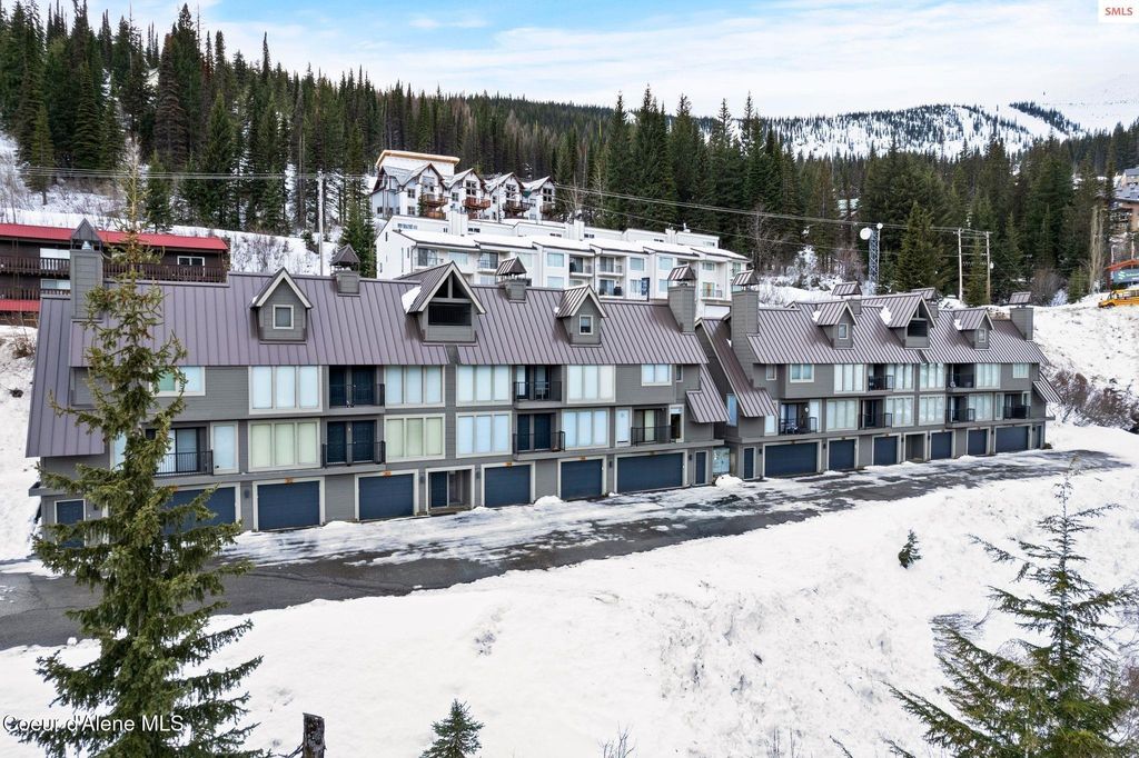 Photo of 8705 Schweitzer Mtn Rd Rd #206, Sandpoint, ID 83864 (MLS # 25-9689)