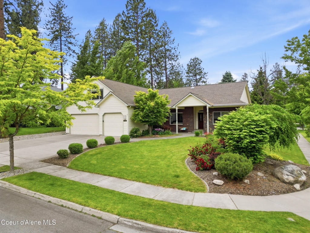 Photo of 1213 Riverside Harbor Harbor, Post Falls, ID 83854 (MLS # 26-8124)