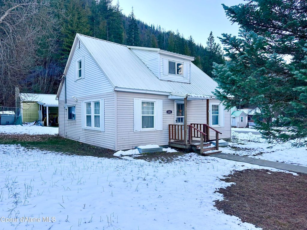 Photo of 603 Larch Ave, Osburn, ID 83849 (MLS # 26-622)