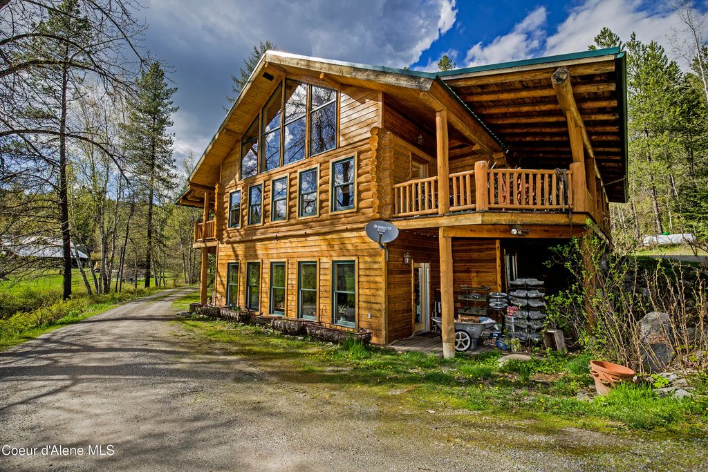 Photo of 847 Willford Rd, Cocolalla, ID 83813 (MLS # 25-4776)