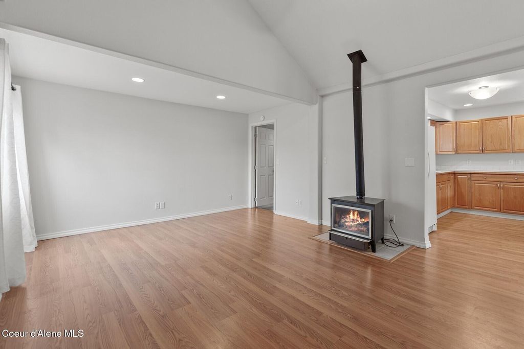 Photo of 914 6th, Coeur dAlene, ID 83814 (MLS # 26-1093)