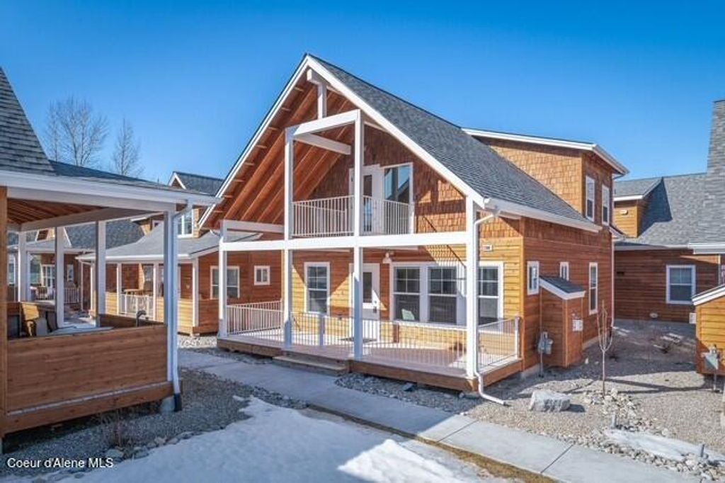 Photo of 34 Hitchcock Dr, Dover, ID 83825 (MLS # 25-2450)