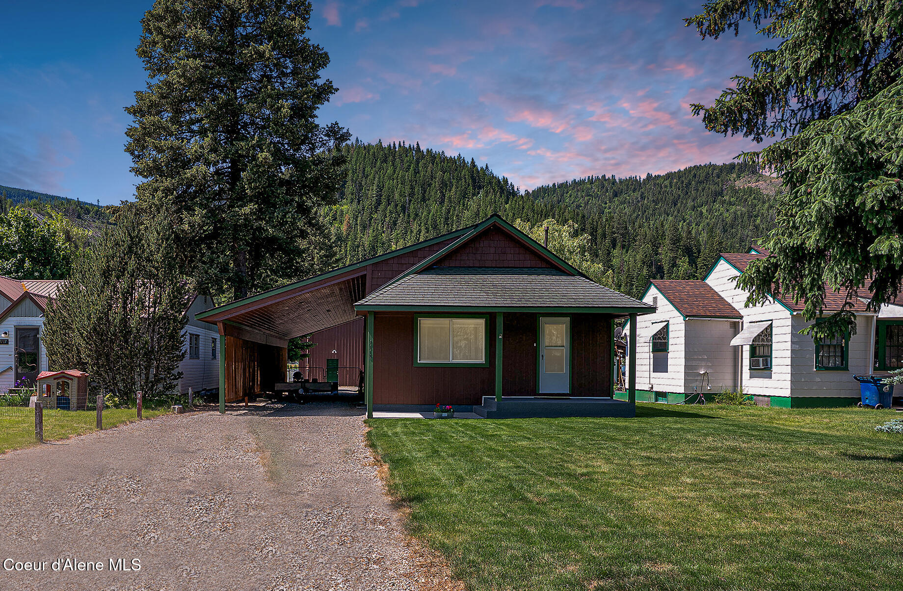 1113 E Mullan Ave, Osburn, Alaska image 2