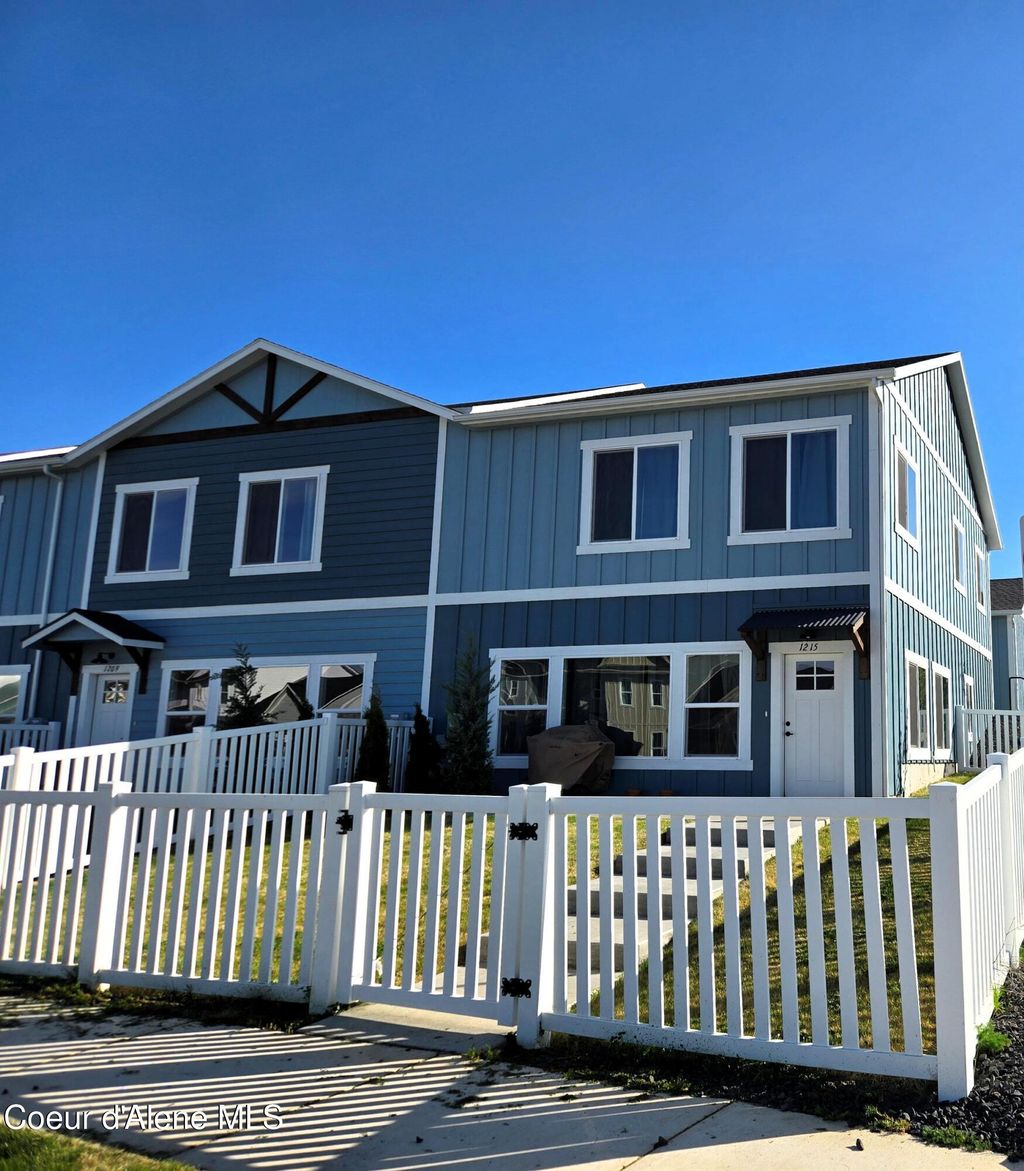 Photo of 1215 Edington AVE, Moscow, ID 83843 (MLS # 26-4419)