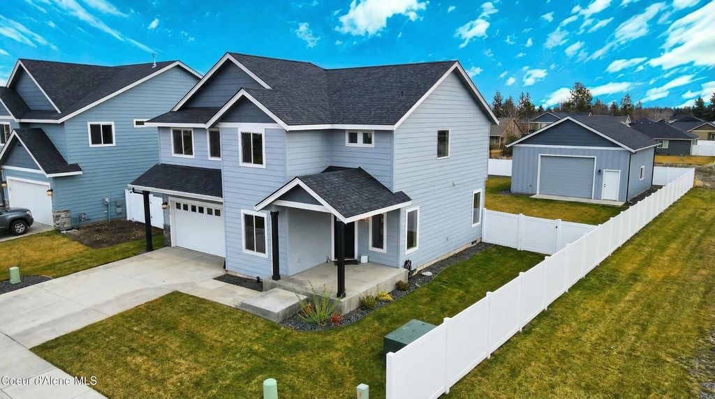 Photo of 2883 Cinder Ave. Ave, Post Falls, ID 83854 (MLS # 25-11453)