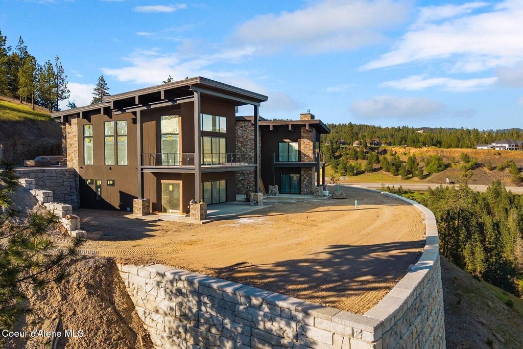 Photo of 4663 Plum, Coeur dAlene, ID 83814 (MLS # 26-4689)