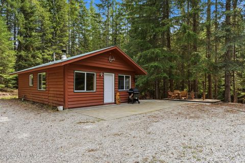Photo of 354 Fall Creek Creek, Naples, ID 83847 (MLS # 26-4356)