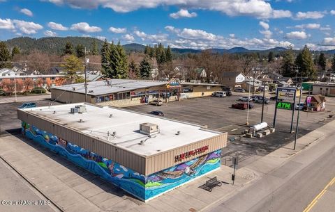 Photo of 1201 SHERMAN Ave, Coeur dAlene, ID 83814 (MLS # 25-10117)