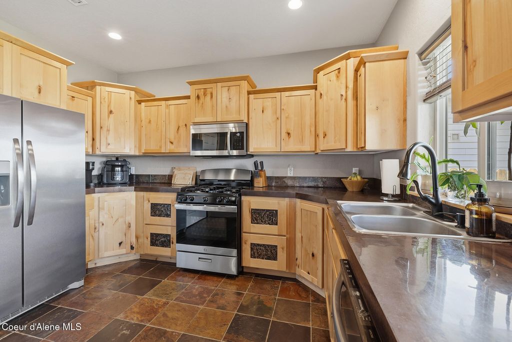 Photo of 2657 Iago St, Post Falls, ID 83854 (MLS # 26-3554)