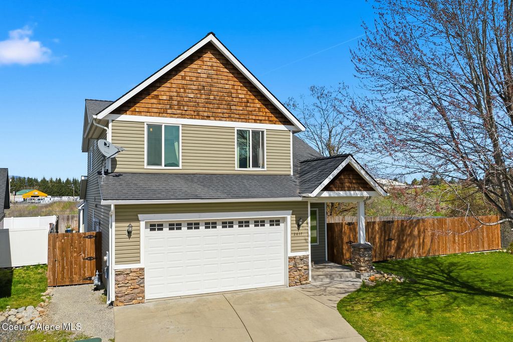 Photo of 2657 Iago St, Post Falls, ID 83854 (MLS # 26-3554)