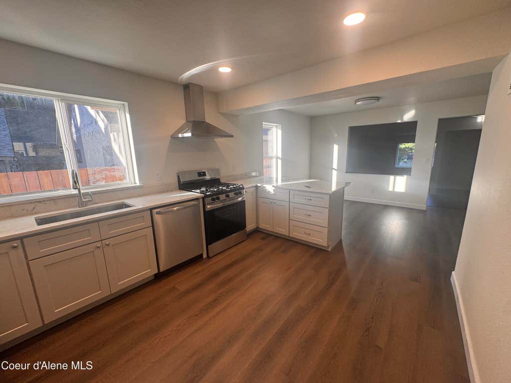 Photo of 1001 6TH ST, Coeur dAlene, ID 83814 (MLS # 26-5732)