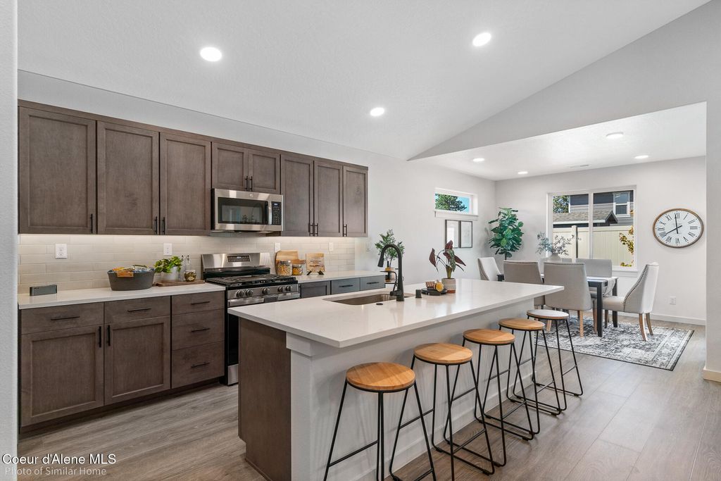 Photo of 13573 LOVELAND Way, Hayden, ID 83835 (MLS # 25-10775)