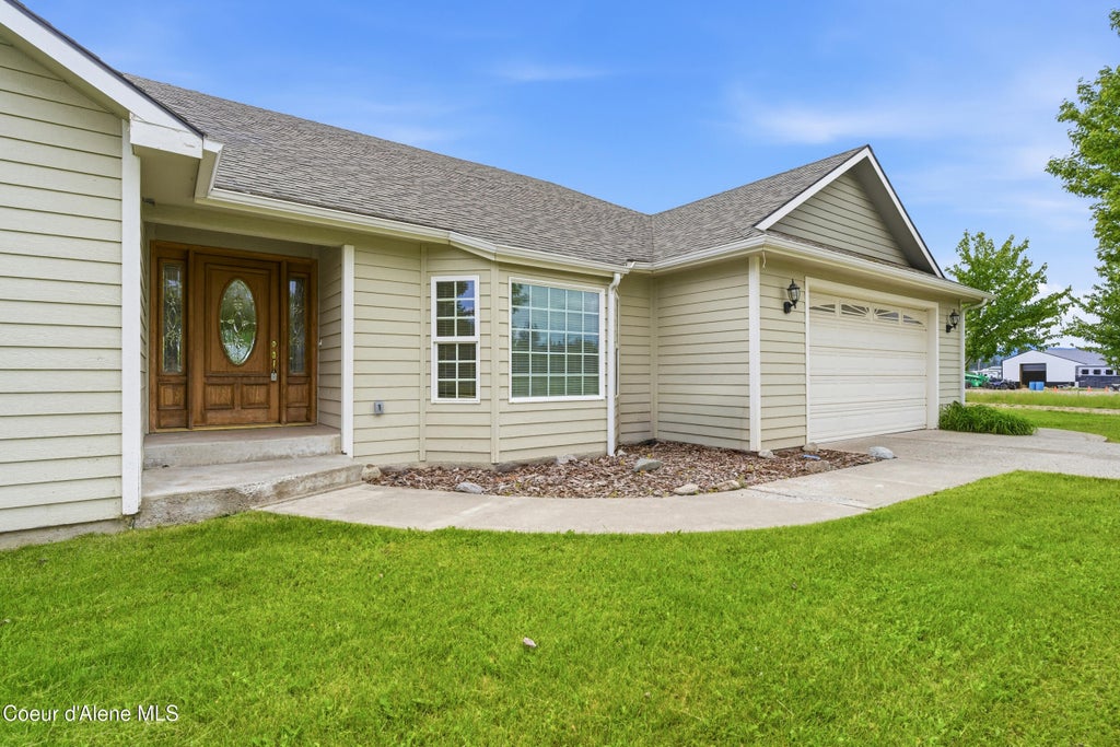 Photo of 2232 Shoshone AVE, Athol, ID 83801 (MLS # 26-5809)
