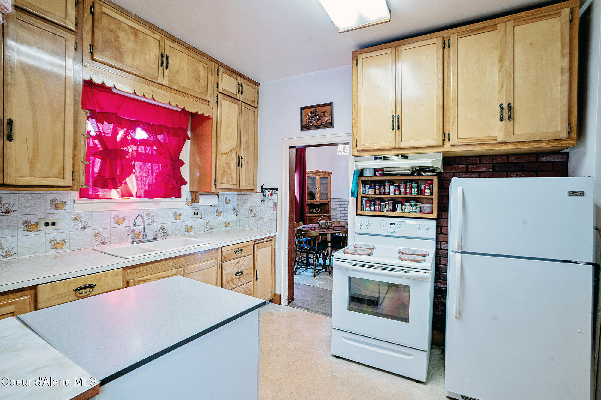 131 N King St, Wallace, Idaho image 12